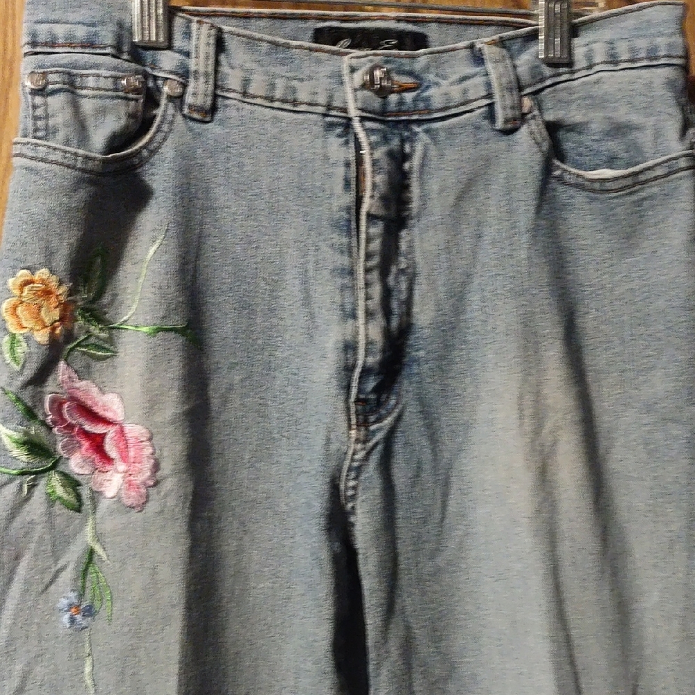 Embroidered Floral Women's Jeans